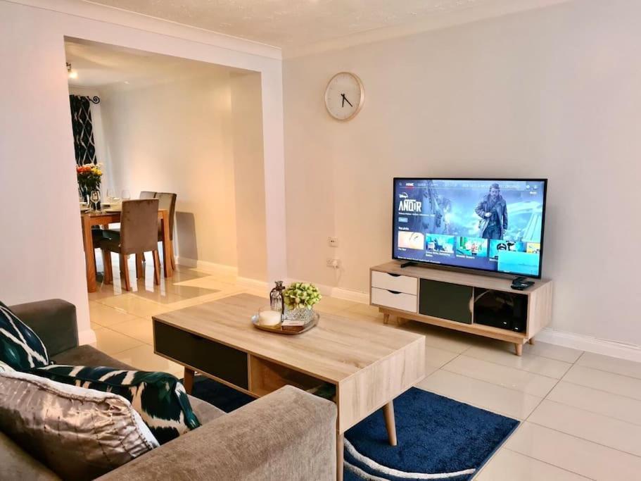 Delight Marvel- Beech Hurst-3 Bedroom House
